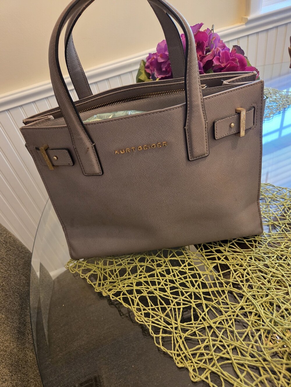 Kurt Geiger Light Gray Saffiano Structured Top-Handle Tote Excellent